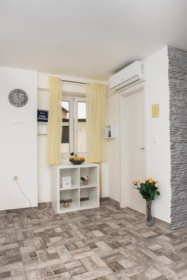 Studio Apartment Bilic Šibenik Exterior foto